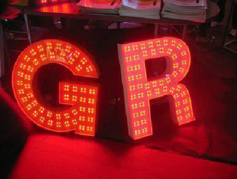 绥德LED发光字常见的安装误区。